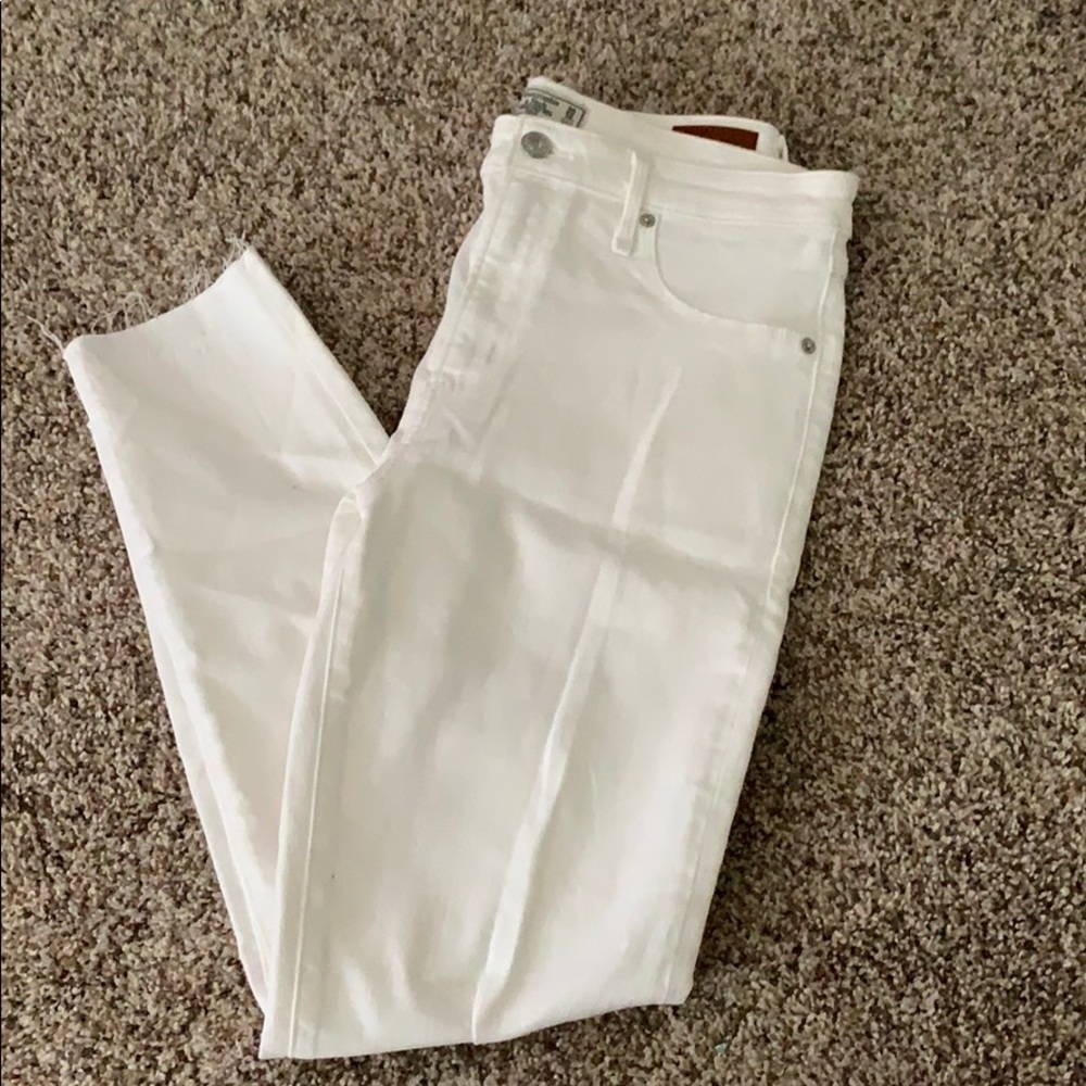 White Abercrombie and Fitch Jeans